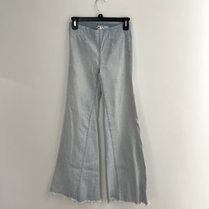 Keep it cool with these retro bell bottoms ;)